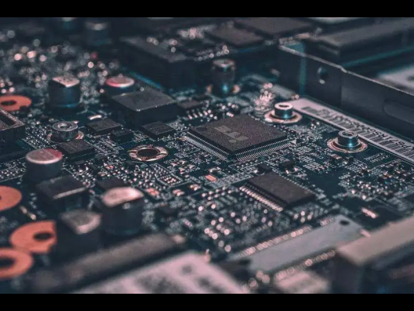 оƬ׼ϵ漰MCUͨѶͼ״